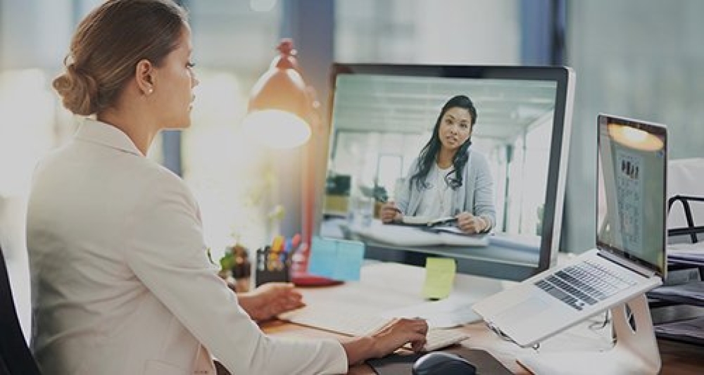 &Alpha;&gamma;&omicron;&rho;ά &epsilon;&rho;&gamma;&alpha;&sigma;ί&alpha;&sigmaf;: &Tau;&omicron; top 8 &tau;&omega;&nu; &alpha;&pi;&omicron;&mu;&alpha;&kappa;&rho;&upsilon;&sigma;&mu;έ&nu;&omega;&nu; &theta;έ&sigma;&epsilon;&omega;&nu; &epsilon;&rho;&gamma;&alpha;&sigma;ί&alpha;&sigmaf;