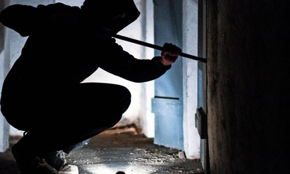 &Rho;&omicron;&mu;ά &mu;&pi;&omicron;ύ&kappa;&alpha;&rho;&alpha;&nu; &sigma;&tau;&omicron; &xi;&epsilon;&nu;&omicron;&delta;&omicron;&chi;&epsilon;ί&omicron; &Lambda;ή&delta;&alpha; &sigma;&tau;&eta; &Sigma;&pi;ά&rho;&tau;&eta;