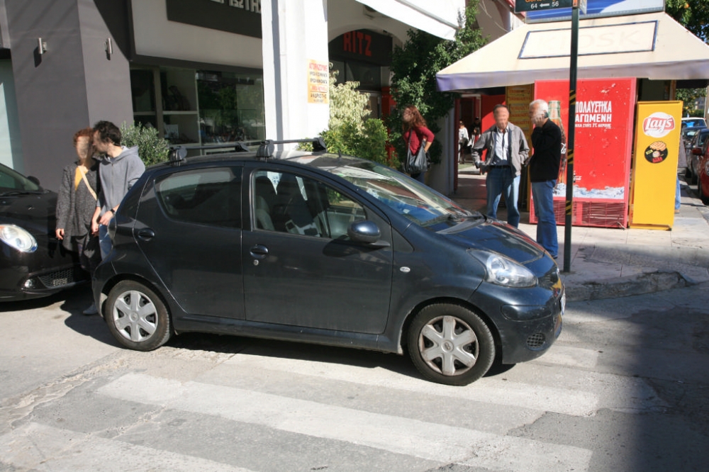 &Kappa;&alpha;&lambda;ά &kappa;ά&nu;&epsilon;&iota;, &alpha;&phi;&omicron;ύ &beta;&rho;ί&sigma;&kappa;&epsilon;&iota; &kappa;&alpha;&iota; &tau;&alpha; &kappa;ά&nu;&epsilon;&iota;...