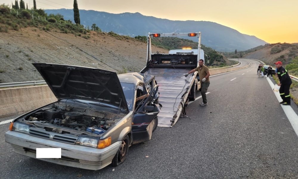 &Sigma;&phi;&omicron;&delta;&rho;ή &sigma;ύ&gamma;&kappa;&rho;&omicron;&upsilon;&sigma;&eta; &omicron;&chi;&eta;&mu;ά&tau;&omega;&nu; &sigma;&tau;&omicron;&nu; &alpha;&upsilon;&tau;&omicron;&kappa;&iota;&nu;&eta;&tau;ό&delta;&rho;&omicron;&mu;&omicron; &Sigma;&pi;ά&rho;&tau;&eta;-&Lambda;&epsilon;ύ&kappa;&tau;&rho;&omicron; (&Phi;&Omega;&Tau;&Omicron;)