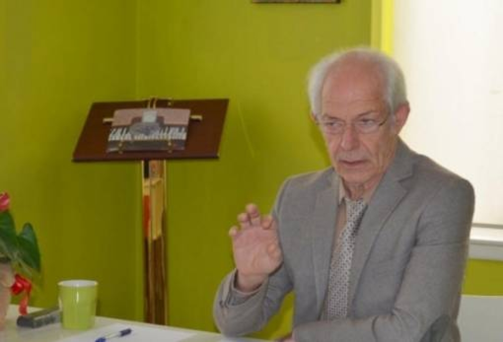 &Alpha;&pi;ό&sigma;&tau;&omicron;&lambda;&omicron;&sigmaf; &Pi;&iota;&epsilon;&rho;&rho;ή&sigmaf;: &Omicron; &iota;&delta;&iota;ό&tau;&upsilon;&pi;&omicron;&sigmaf; &Mu;&omicron;&nu;&iota;&sigma;&mu;ό&sigmaf; &tau;&omicron;&upsilon; &Delta;&omega;&rho;&iota;&kappa;&omicron;ύ &beta;&iota;ώ&mu;&alpha;&tau;&omicron;&sigmaf; &kappa;&alpha;&iota; &omicron;&iota; &mu;&omicron;&rho;&phi;έ&sigmaf; &tau;&omicron;&upsilon;