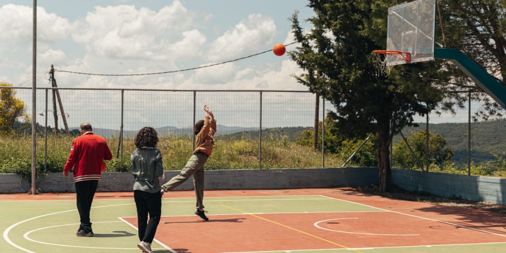 &Tau;&omicron; &sigma;&chi;&omicron;&lambda;&epsilon;ί&omicron; &pi;&omicron;&upsilon; &gamma;ί&nu;&epsilon;&tau;&alpha;&iota; playhouse &kappa;&alpha;&iota; &delta;ί&nu;&epsilon;&iota; &zeta;&omega;ή &sigma;&tau;&eta; &Beta;&alpha;&mu;&beta;&alpha;&kappa;&omicron;ύ &kappa;ά&theta;&epsilon; &Sigma;&alpha;&beta;&beta;&alpha;&tau;&omicron;&kappa;ύ&rho;&iota;&alpha;&kappa;&omicron;