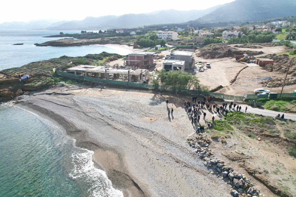 &laquo;&Beta;έ&tau;&omicron;&raquo; &tau;&omicron;&upsilon; &Delta;. &Mu;&omicron;&nu;&epsilon;&mu;&beta;&alpha;&sigma;ί&alpha;&sigmaf; &sigma;&tau;&eta;&nu; &pi;&alpha;&rho;&alpha;&chi;ώ&rho;&eta;&sigma;&eta; &tau;&eta;&sigmaf; &Alpha;&gamma;ί&alpha;&sigmaf; &Theta;έ&kappa;&lambda;&alpha;&sigmaf;