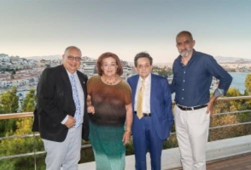 Η Μαριέττα Γιαννάκου επίτιμο μέλος των «Ομοίων της Μάνης»