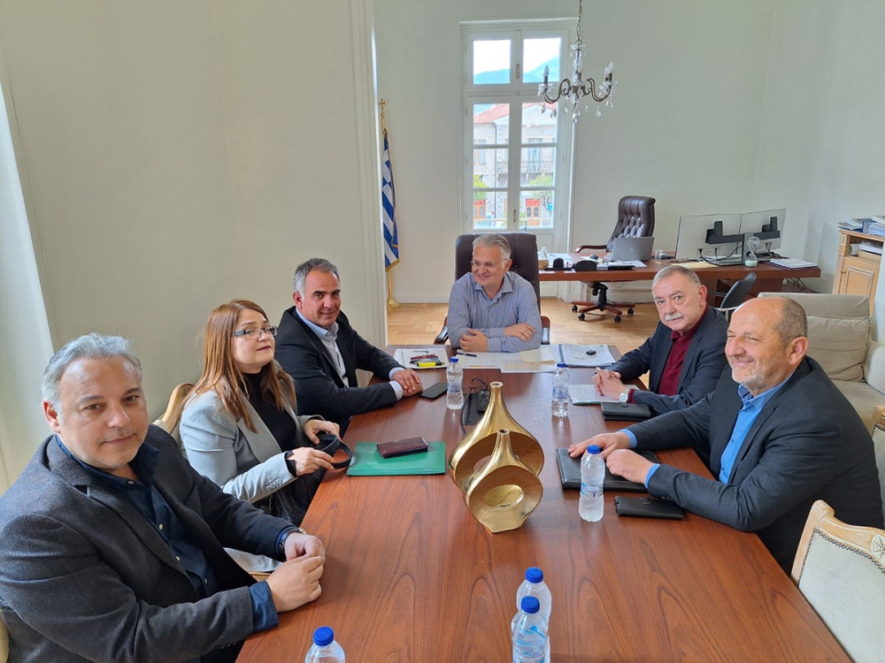 &Sigma;&tau;&omicron; &epsilon;&pi;ί&kappa;&epsilon;&nu;&tau;&rho;&omicron; &tau;&alpha; &chi;&rho;&eta;&mu;&alpha;&tau;&omicron;&delta;&omicron;&tau;&iota;&kappa;ά &epsilon;&rho;&gamma;&alpha;&lambda;&epsilon;ί&alpha; &gamma;&iota;&alpha; &tau;&iota;&sigmaf; &Mu;&mu;&Epsilon; &tau;&eta;&sigmaf; &Pi;&epsilon;&lambda;&omicron;&pi;&omicron;&nu;&nu;ή&sigma;&omicron;&upsilon;