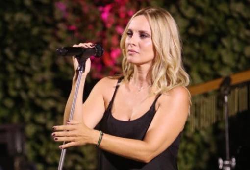 «Μαζί» μας με αυγουστιάτικο φεγγάρι η Π. Ζήνα στο Σαϊνοπούλειο