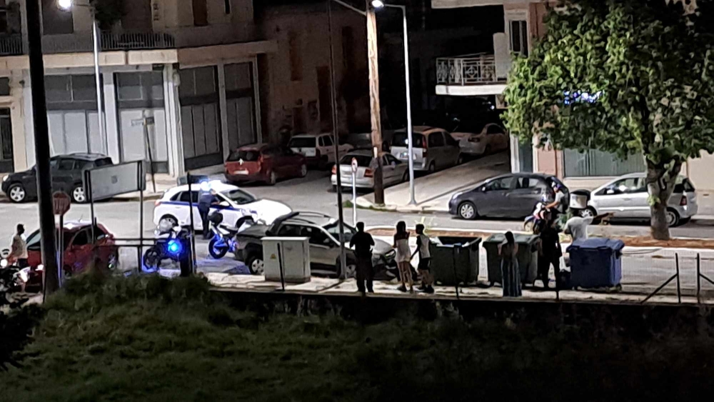 Ά&phi;&eta;&sigma;&epsilon; &gamma;&iota;&alpha; &lambda;ί&gamma;&omicron; &tau;&eta;&nu; &tau;&sigma;ά&nu;&tau;&alpha; &sigma;&tau;&omicron; &pi;&epsilon;&zeta;&omicron;&delta;&rho;ό&mu;&iota;&omicron; &kappa;&alpha;&iota; &tau;&eta; &beta;&omicron;ύ&tau;&eta;&xi;&alpha;&nu; &sigma;&tau;&eta; &Sigma;&pi;ά&rho;&tau;&eta;