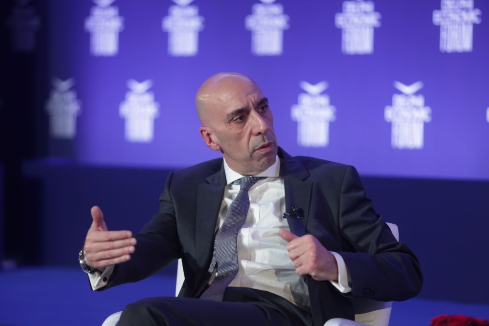 &Sigma;&tau;&omicron; &epsilon;&kappa;&lambda;&omicron;&gamma;&iota;&kappa;ό &kappa;έ&nu;&tau;&rho;&omicron; &tau;&omicron;&upsilon; &Delta;. &Pi;&tau;&omega;&chi;&omicron;ύ &sigma;&tau;&eta;&nu; &Kappa;&alpha;&lambda;&alpha;&mu;ά&tau;&alpha; &omicron; &Gamma;&iota;ά&nu;&nu;&eta;&sigmaf; &Mu;&pi;&rho;&alpha;&tau;ά&kappa;&omicron;&sigmaf;