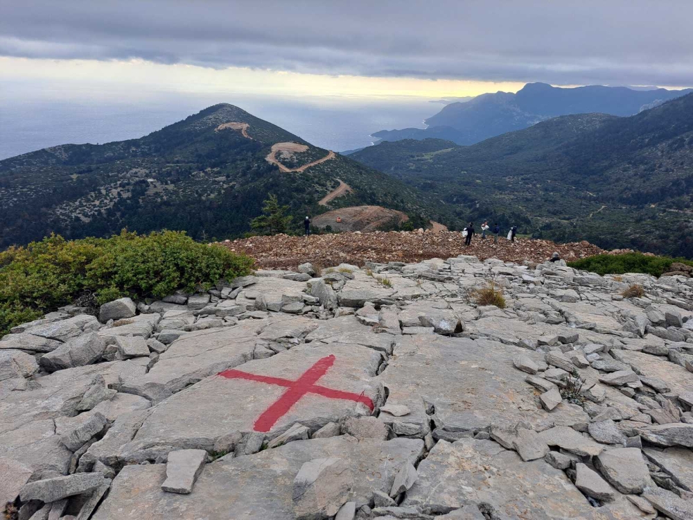 &Epsilon;&nu;&tau;&epsilon;ί&nu;&omicron;&nu;&tau;&alpha;&iota; &omicron;&iota; &alpha;&nu;&tau;&iota;&delta;&rho;ά&sigma;&epsilon;&iota;&sigmaf; &gamma;&iota;&alpha; &tau;&iota;&sigmaf; &alpha;&nu;&epsilon;&mu;&omicron;&gamma;&epsilon;&nu;&nu;ή&tau;&rho;&iota;&epsilon;&sigmaf; &sigma;&tau;&omicron;&nu; &Pi;ά&rho;&nu;&omega;&nu;&alpha;