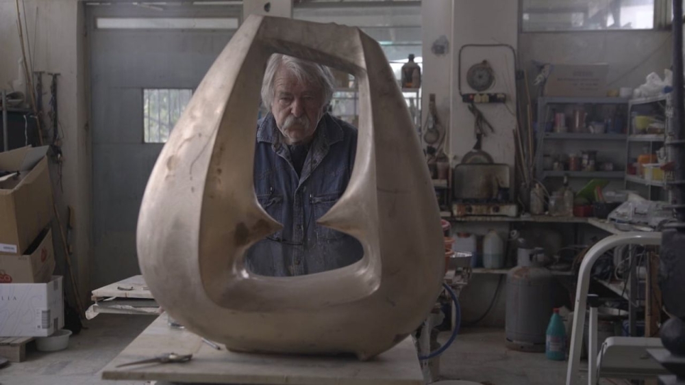 Έ&phi;&upsilon;&gamma;&epsilon; &alpha;&pi;ό &tau;&eta; &zeta;&omega;ή &omicron; &sigma;&pi;&omicron;&upsilon;&delta;&alpha;ί&omicron;&sigmaf; &gamma;&lambda;ύ&pi;&tau;&eta;&sigmaf; &Chi;&rho;ή&sigma;&tau;&omicron;&sigmaf; &Rho;&eta;&gamma;&alpha;&nu;ά&sigmaf;