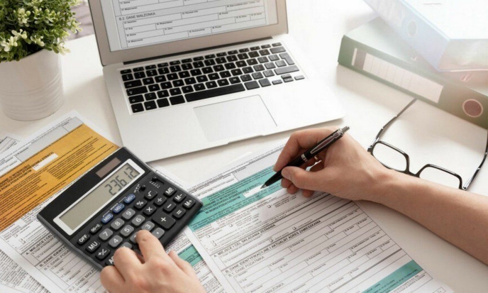 &Phi;&omicron;&rho;&omicron;&lambda;&omicron;&gamma;&iota;&kappa;έ&sigmaf; &delta;&eta;&lambda;ώ&sigma;&epsilon;&iota;&sigmaf;: &Sigma;&tau;&alpha; ό&rho;&iota;&alpha; &nu;&epsilon;&upsilon;&rho;&iota;&kappa;ή&sigmaf; &kappa;&rho;ί&sigma;&eta;&sigmaf; &omicron;&iota; &lambda;&omicron;&gamma;&iota;&sigma;&tau;έ&sigmaf;