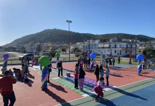 Manifest(o) ανακύκλωσης για μικρούς μαθητές στη Μάνη (ΦΩΤΟ)