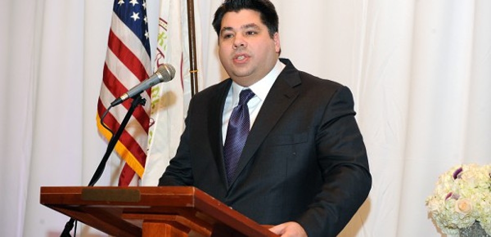 &Sigma;&tau;&eta; &Sigma;&pi;ά&rho;&tau;&eta; &omicron; &Tau;&zeta;&omicron;&rho;&tau;&zeta; &Tau;&sigma;&omicron;ύ&nu;&eta;&sigmaf;