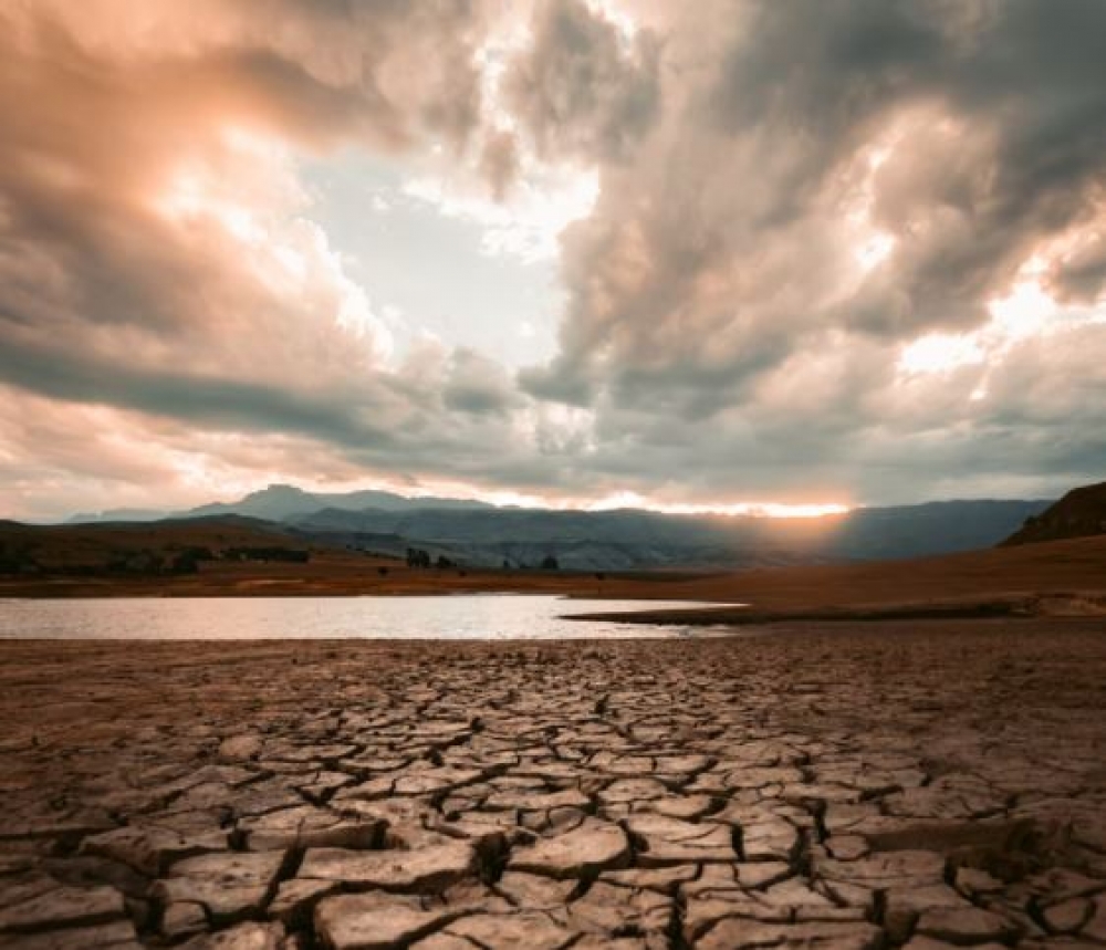 &Kappa;&alpha;&lambda;&iota;&phi;ό&rho;&nu;&iota;&alpha;: &Mu;&iota;&alpha; &xi;&epsilon;&rho;&alpha;&mu;έ&nu;&eta; &pi;&omicron;&lambda;&iota;&tau;&epsilon;ί&alpha;