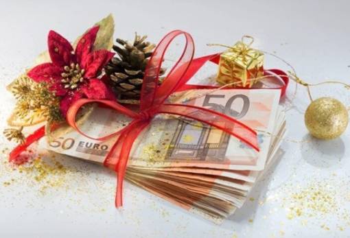 Έκτακτο επίδομα Χριστουγέννων: Πότε θα καταβληθεί και τα ποσά που θα λάβουν οι δικαιούχοι