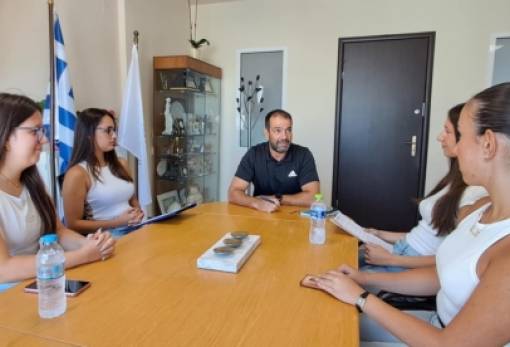 Μαθητές του 3ου ΓΕΛ Σπάρτης πήραν το «μικρόφωνο» για τα αδέσποτα