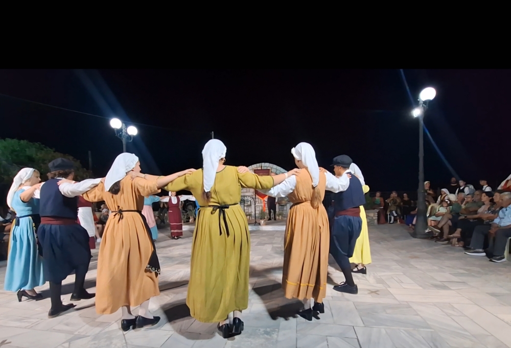 &Omega;&rho;&alpha;ί&omicron; &tau;&omicron; &laquo;&Phi;&epsilon;&sigma;&tau;&iota;&beta;&alpha;&lambda;ά&kappa;&iota;&raquo; &Pi;&alpha;&rho;ά&delta;&omicron;&sigma;&eta;&sigmaf; &kappa;&alpha;&iota; &Pi;&omicron;&lambda;&iota;&tau;&iota;&sigma;&mu;&omicron;ύ &sigma;&tau;&omicron; &Gamma;&epsilon;&rho;ά&kappa;&iota;