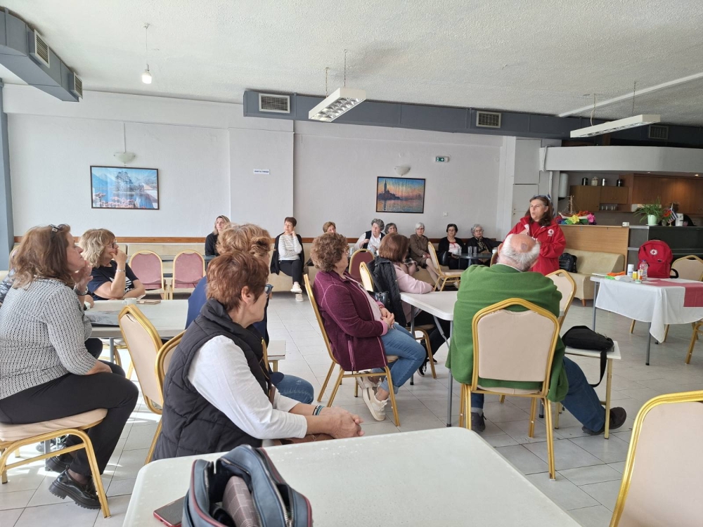 &Mu;&alpha;&theta;ή&mu;&alpha;&tau;&alpha; &zeta;&omega;ή&sigmaf; &sigma;&tau;&omicron; &Kappa;&Alpha;&Pi;&Eta; &Sigma;&pi;ά&rho;&tau;&eta;&sigmaf;: &Epsilon;&kappa;&pi;&alpha;ί&delta;&epsilon;&upsilon;&sigma;&eta; &sigma;&tau;&iota;&sigmaf; &Pi;&rho;ώ&tau;&epsilon;&sigmaf; &Beta;&omicron;ή&theta;&epsilon;&iota;&epsilon;&sigmaf;