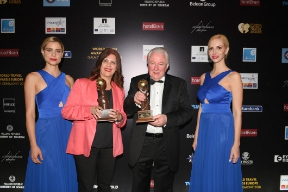 &Eta; &Pi;&epsilon;&lambda;&omicron;&pi;ό&nu;&nu;&eta;&sigma;&omicron;&sigmaf; &kappa;&alpha;&tau;έ&kappa;&tau;&eta;&sigma;&epsilon; &delta;ύ&omicron; &laquo;Ό&sigma;&kappa;&alpha;&rho;&raquo; &gamma;&iota;&alpha; &tau;&omicron;&nu; &Tau;&omicron;&upsilon;&rho;&iota;&sigma;&mu;ό! (&Phi;&Omega;&Tau;&Omicron;)