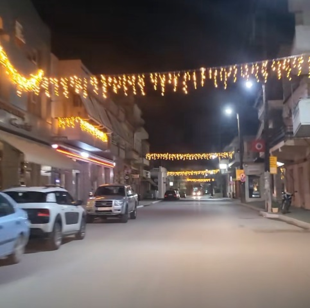 &Beta;ά&zeta;&epsilon;&iota; &tau;&alpha; &gamma;&iota;&omicron;&rho;&tau;&iota;&nu;ά &tau;&eta;&sigmaf; &kappa;&alpha;&iota; &mu;&epsilon;&tau;&rho;ά &alpha;&nu;&tau;ί&sigma;&tau;&rho;&omicron;&phi;&alpha; &gamma;&iota;&alpha; &tau;&alpha; &Chi;&rho;&iota;&sigma;&tau;&omicron;ύ&gamma;&epsilon;&nu;&nu;&alpha; &eta; &Sigma;&kappa;ά&lambda;&alpha;