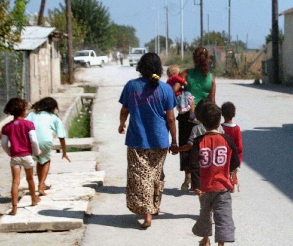 &Sigma;&chi;έ&delta;&iota;&alpha; &delta;&rho;ά&sigma;&eta;&sigmaf; &gamma;&iota;&alpha; &tau;&eta;&nu; &kappa;&omicron;&iota;&nu;&omega;&nu;&iota;&kappa;ή έ&nu;&tau;&alpha;&xi;&eta; &tau;&omega;&nu; &Rho;&omicron;&mu;ά