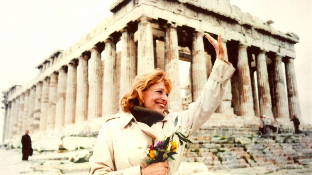 &Eta; &epsilon;&pi;&iota;&sigma;&tau;&rho;&omicron;&phi;ή &tau;&omega;&nu; &gamma;&lambda;&upsilon;&pi;&tau;ώ&nu; &tau;&eta;&sigmaf; &Alpha;&kappa;&rho;ό&pi;&omicron;&lambda;&eta;&sigmaf; &kappa;&alpha;&iota; &eta; &tau;&sigma;&iota;&mu;&epsilon;&nu;&tau;&omicron;&pi;&omicron;ί&eta;&sigma;&eta;