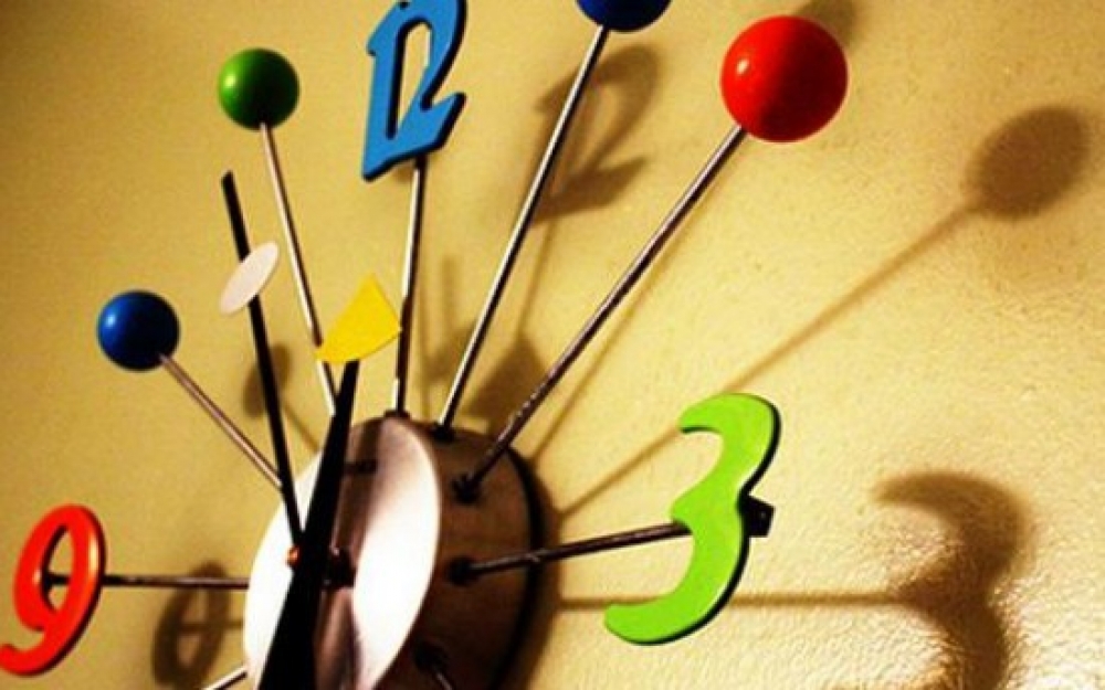 &Pi;ό&tau;&epsilon; &alpha;&lambda;&lambda;ά&zeta;&epsilon;&iota; &eta; ώ&rho;&alpha; &gamma;&iota;&alpha; &tau;&eta;&nu; &theta;&epsilon;&rho;&iota;&nu;ή &pi;&epsilon;&rho;ί&omicron;&delta;&omicron;