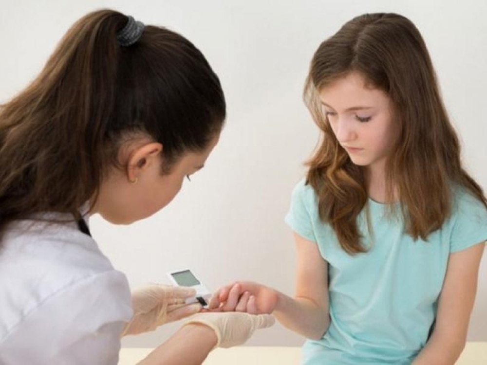 &Sigma;&chi;&omicron;&lambda;&iota;&kappa;ό&sigmaf; &Nu;&omicron;&sigma;&eta;&lambda;&epsilon;&upsilon;&tau;ή&sigmaf;: &Nu;έ&alpha; &omicron;&mu;ά&delta;&alpha; &epsilon;&rho;&gamma;&alpha;&sigma;ί&alpha;&sigmaf; &alpha;&pi;ό &epsilon;&kappa;&pi;&rho;&omicron;&sigma;ώ&pi;&omicron;&upsilon;&sigmaf; &tau;&omega;&nu; &upsilon;&pi;&omicron;&upsilon;&rho;&gamma;&epsilon;ί&omega;&nu; &Pi;&alpha;&iota;&delta;&epsilon;ί&alpha;&sigmaf; &kappa;&alpha;&iota; &Upsilon;&gamma;&epsilon;ί&alpha;&sigmaf;