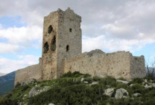 Καθυστερήσεις στην αποκατάσταση του κάστρου της Ζαραφώνας