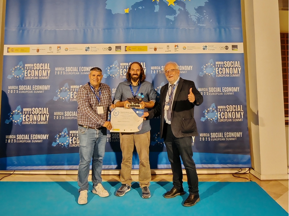 &Alpha;&pi;ό &tau;&alpha; &pi;&epsilon;&lambda;&omicron;&pi;&omicron;&nu;&nu;&eta;&sigma;&iota;&alpha;&kappa;ά &mu;&omicron;&nu;&omicron;&pi;ά&tau;&iota;&alpha; &sigma;&tau;&omicron; &laquo;έ&beta;&epsilon;&rho;&epsilon;&sigma;&tau;&raquo; &tau;&eta;&sigmaf; &Kappa;&omicron;&iota;&nu;&omega;&nu;&iota;&kappa;ή&sigmaf; &Omicron;&iota;&kappa;&omicron;&nu;&omicron;&mu;ί&alpha;&sigmaf;