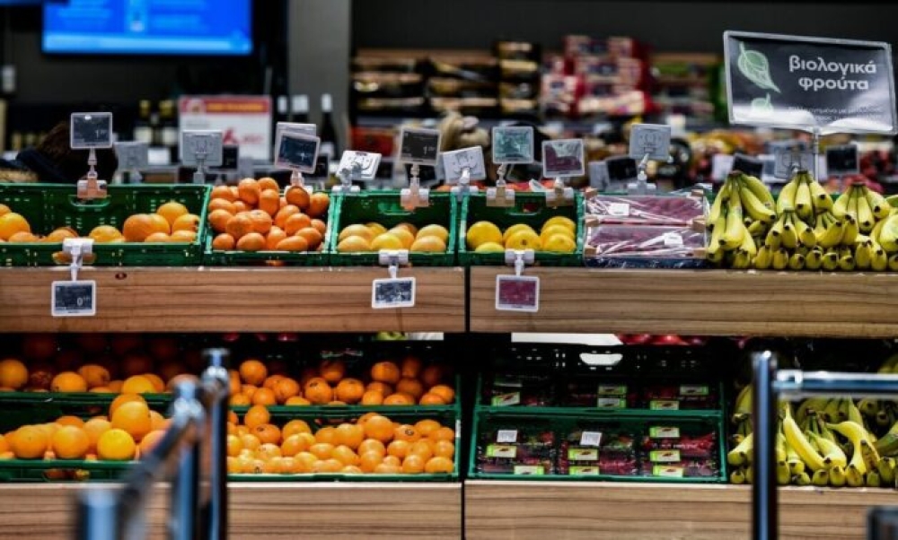 &Tau;&rho;ό&phi;&iota;&mu;&alpha;, &sigma;&tau;έ&gamma;&eta; &kappa;&alpha;&iota; &mu;&epsilon;&tau;&alpha;&phi;&omicron;&rho;έ&sigmaf; &laquo;&tau;&rho;ώ&nu;&epsilon;&raquo; &tau;&omicron; &mu;&iota;&sigma;&theta;ό &tau;&omega;&nu; &nu;&omicron;&iota;&kappa;&omicron;&kappa;&upsilon;&rho;&iota;ώ&nu;