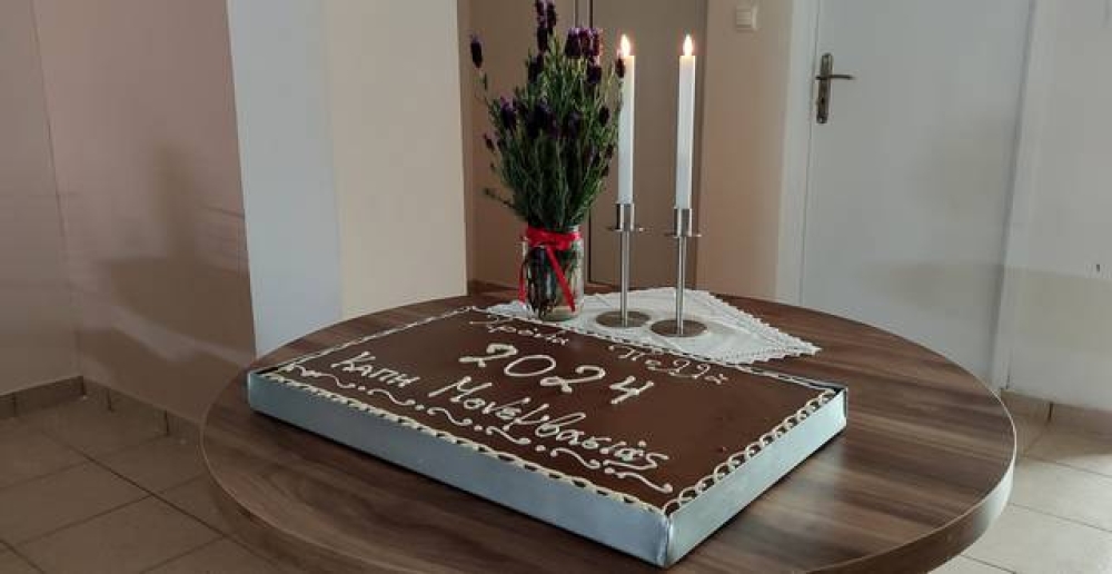 &Beta;&alpha;&sigma;&iota;&lambda;ό&pi;&iota;&tau;&alpha; έ&kappa;&omicron;&psi;&epsilon; &tau;&omicron; &Kappa;&Alpha;&Pi;&Eta; &Mu;&omicron;&nu;&epsilon;&mu;&beta;&alpha;&sigma;ί&alpha;&sigmaf;