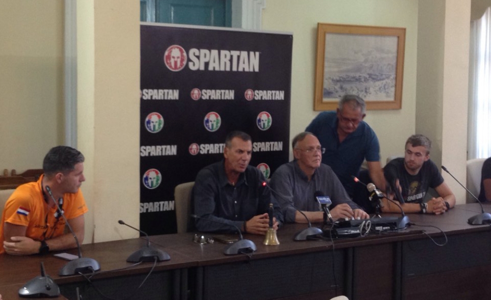 &Delta;&omicron;ύ&kappa;&alpha;&sigmaf;-&Beta;&alpha;&kappa;&alpha;&lambda;ό&pi;&omicron;&upsilon;&lambda;&omicron;&sigmaf; &xi;ά&phi;&nu;&iota;&alpha;&sigma;&alpha;&nu; &epsilon;&upsilon;&chi;ά&rho;&iota;&sigma;&tau;&alpha; &mu;&alpha;&zeta;ί