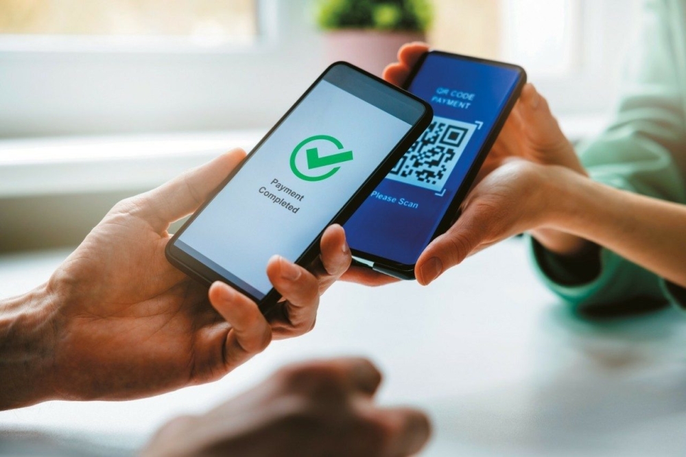 IRIS: &Alpha;&upsilon;&xi;ά&nu;&omicron;&nu;&tau;&alpha;&iota; &sigma;&tau;&alpha; 1.000 &epsilon;&upsilon;&rho;ώ &omicron;&iota; &pi;&lambda;&eta;&rho;&omega;&mu;έ&sigmaf; &chi;&omega;&rho;ί&sigmaf; &kappa;ό&sigma;&tau;&omicron;&sigmaf; &mu;έ&sigma;&omega; &tau;&eta;&sigmaf; &upsilon;&pi;&eta;&rho;&epsilon;&sigma;ί&alpha;&sigmaf;