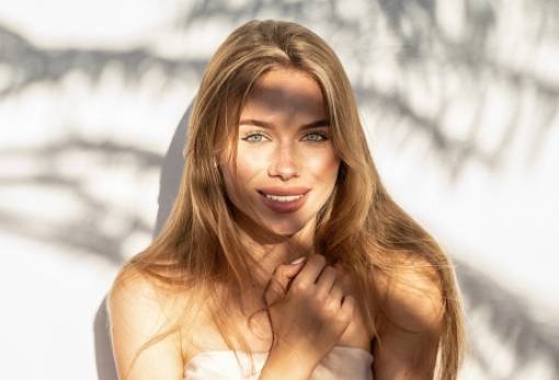 Έχεις φωτοευαίσθητη επιδερμίδα; Μάθε πώς να την προστατεύσεις