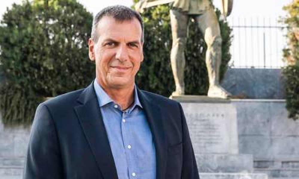 &Beta;&alpha;&kappa;&alpha;&lambda;ό&pi;&omicron;&upsilon;&lambda;&omicron;&sigmaf;: &laquo;&Kappa;&alpha;&lambda;ή &delta;ύ&nu;&alpha;&mu;&eta; &sigma;&epsilon; &alpha;&upsilon;&tau;ό &tau;&omicron; &nu;έ&omicron; &tau;&alpha;&xi;ί&delta;&iota; &tau;&eta;&sigmaf; &gamma;&nu;ώ&sigma;&eta;&sigmaf;&raquo;