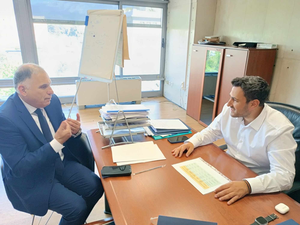 &Sigma;&tau;&omicron;&nu; &nu;έ&omicron; &gamma;&gamma; &Tau;&omicron;&mu;&epsilon;&alpha;&kappa;ώ&nu; &Pi;&rho;&omicron;&gamma;&rho;&alpha;&mu;&mu;ά&tau;&omega;&nu; &omicron; &Nu;. &Kappa;&rho;&eta;&tau;&iota;&kappa;ό&sigmaf;