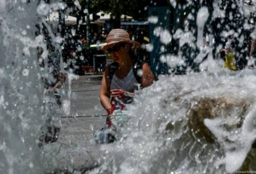 Κλιματική αλλαγή: Οι μεγάλες πόλεις του κόσμου έχουν πλέον 25% παραπάνω ημέρες καύσωνα από τη δεκαετία του ’90