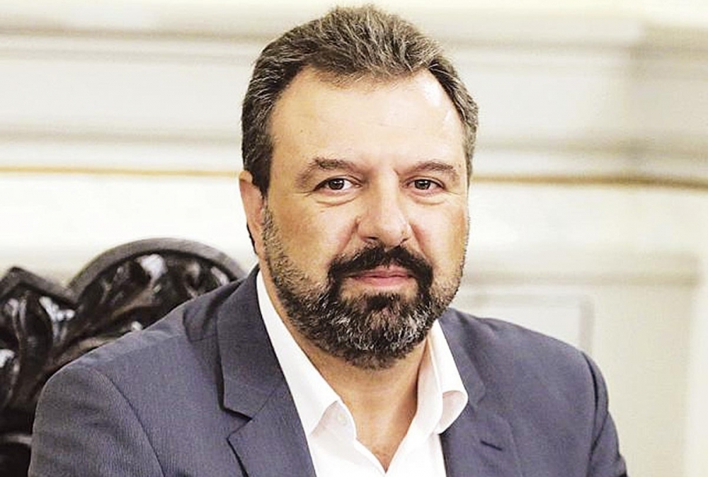 &Sigma;&tau;. &Alpha;&rho;&alpha;&chi;&omega;&beta;ί&tau;&eta;&sigmaf;: &laquo;&Alpha;&pi;ό covid-free &sigma;&epsilon; &sigma;&kappa;&lambda;&eta;&rho;ό lockdown, &mu;&epsilon;&rho;&iota;&kappa;ά &tau;&epsilon;&sigma;&tau; &delta;&rho;ό&mu;&omicron;&sigmaf;&raquo;