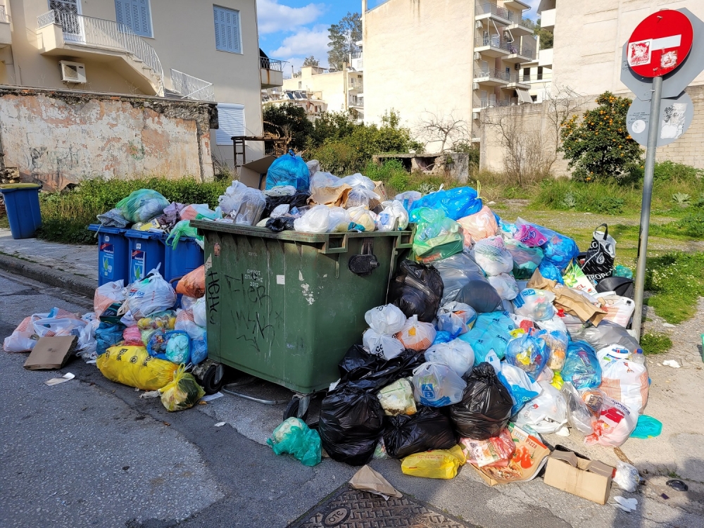 &Sigma;&tau;&eta; &Sigma;&pi;ά&rho;&tau;&eta; &gamma;&iota;&alpha; &lambda;ύ&sigma;&eta; &sigma;&tau;&alpha; &sigma;&kappa;&omicron;&upsilon;&pi;ί&delta;&iota;&alpha; &omicron; &Nu;ί&kappa;&alpha;&sigmaf;