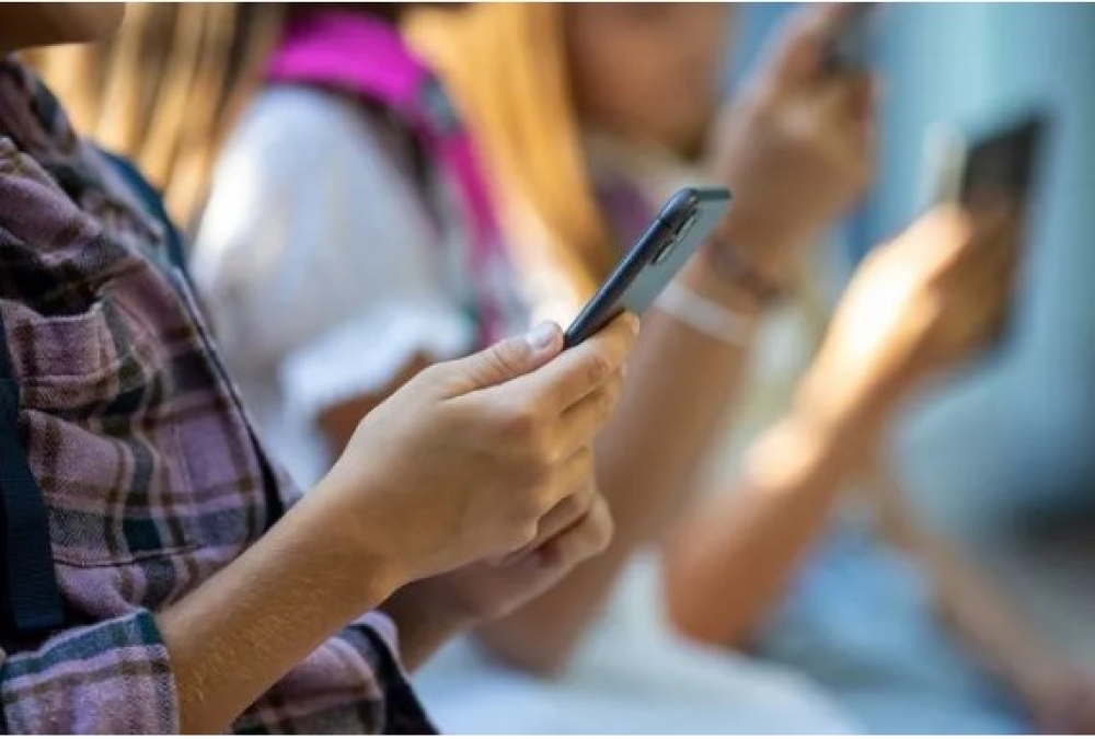 Youth Pass 2026: &Tau;έ&lambda;&omicron;&sigmaf; &chi;&rho;ό&nu;&omicron;&upsilon; &gamma;&iota;&alpha; &tau;&iota;&sigmaf; &alpha;&iota;&tau;ή&sigma;&epsilon;&iota;&sigmaf;