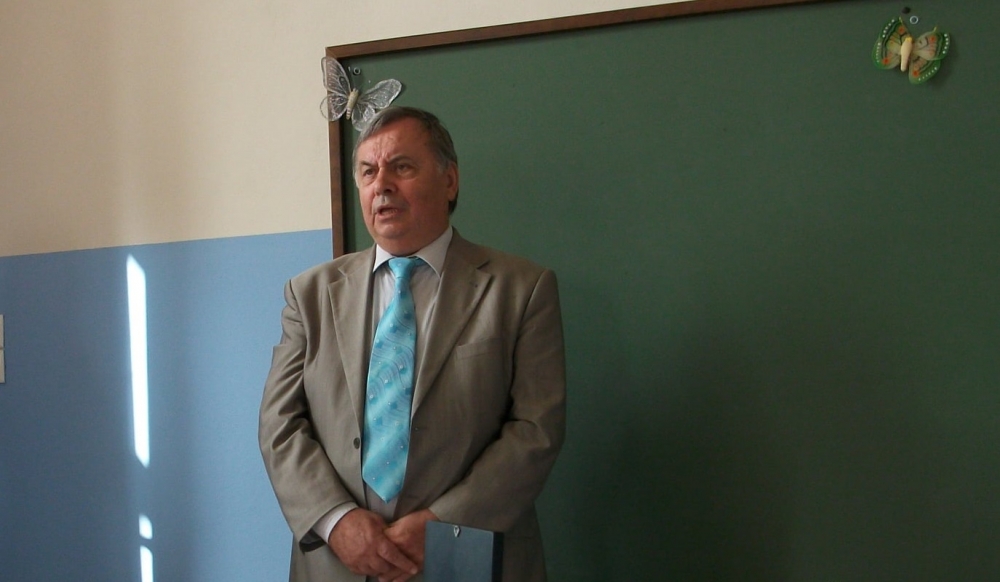 &Nu;&epsilon;&kappa;&rho;ό&sigmaf; &sigma;&epsilon; &tau;&rho;&omicron;&chi;&alpha;ί&omicron; &omicron; &pi;&rho;ώ&eta;&nu; &delta;ή&mu;&alpha;&rho;&chi;&omicron;&sigmaf; &Mu;&omicron;&lambda;ά&omega;&nu; &Iota;. &Tau;&sigma;&alpha;&gamma;&kappa;ά&rho;&eta;&sigmaf;