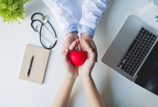 Ν. Κρητικός: «Θετικά διακείμενο το ΥΠΕΣ για θέσπιση άδειας δότη μυελού οστών στο σύνολο του Δημοσίου