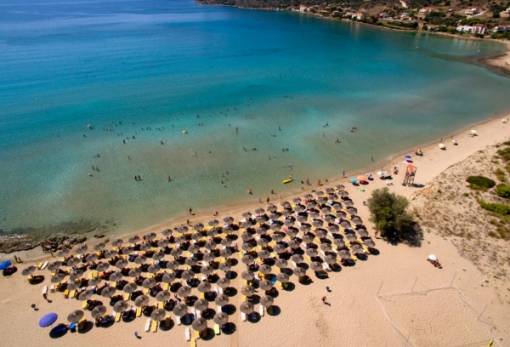 «Γαλάζιες Σημαίες»: Αμετάβλητες οι «εξαιρετικές» ακτές της Λακωνίας