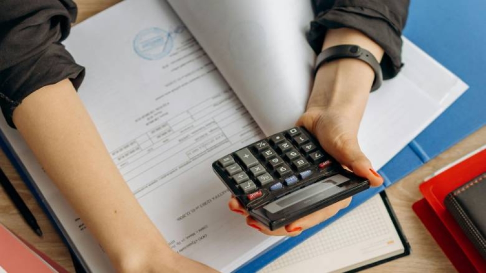 Ά&nu;&omicron;&iota;&xi;&epsilon; &eta; &nu;έ&alpha; &epsilon;&phi;&alpha;&rho;&mu;&omicron;&gamma;ή &tau;&eta;&sigmaf; &Alpha;&Alpha;&Delta;&Epsilon; &pi;&omicron;&upsilon; &laquo;&kappa;&omicron;&upsilon;&rho;&epsilon;ύ&epsilon;&iota;&raquo; &pi;&rho;ό&sigma;&tau;&iota;&mu;&alpha; έ&omega;&sigmaf; &kappa;&alpha;&iota; 50%