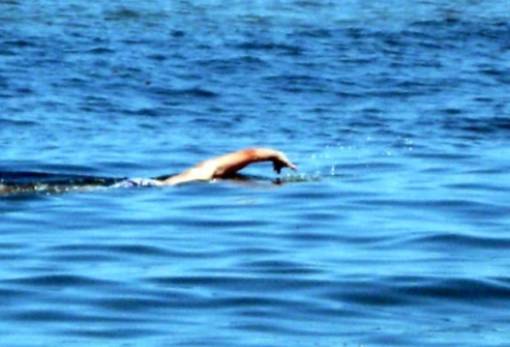 Στιγμές αγωνίας στη Μέσα Μάνη για αγνοούμενο κολυμβητή