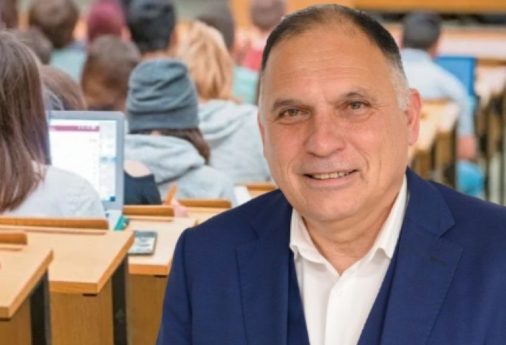 &Nu;. &Kappa;&rho;&eta;&tau;&iota;&kappa;ό&sigmaf;: &laquo;&Rho;ύ&theta;&mu;&iota;&sigma;&eta; &gamma;&iota;&alpha; &alpha;&nu;&tau;&iota;&sigma;&tau;&omicron;ί&chi;&iota;&sigma;&eta; &pi;&tau;&upsilon;&chi;ί&omega;&nu; &gamma;&iota;&alpha; 400.000 &alpha;&pi;ό&phi;&omicron;&iota;&tau;&omicron;&upsilon;&sigmaf; &Tau;&Epsilon;&Iota; &kappa;&alpha;&iota; &Alpha;&Tau;&Epsilon;&Iota;&raquo;