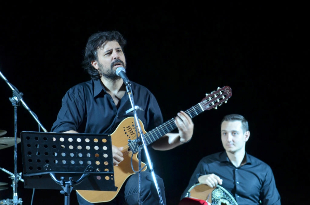 &Alpha;&upsilon;&lambda;&alpha;ί&alpha; &sigma;&tau;&omicron; &Sigma;&alpha;ϊ&nu;&omicron;&pi;&omicron;ύ&lambda;&epsilon;&iota;&omicron; &mu;&epsilon; &alpha;&phi;&iota;έ&rho;&omega;&mu;&alpha; &tau;&omicron;&upsilon; &Pi;. &Mu;&pi;&omicron;ύ&sigma;&alpha;&lambda;&eta; &sigma;&tau;&omicron;&nu; &Nu;ί&kappa;&omicron; &Xi;&upsilon;&lambda;&omicron;ύ&rho;&eta; (&Phi;&Omega;&Tau;&Omicron;-VIDEO)