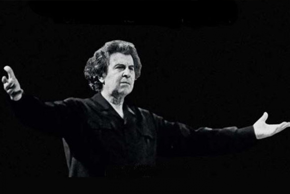 &Pi;έ&theta;&alpha;&nu;&epsilon; &omicron; &mu;&epsilon;&gamma;ά&lambda;&omicron;&sigmaf; Έ&lambda;&lambda;&eta;&nu;&alpha;&sigmaf; &Mu;ί&kappa;&eta;&sigmaf; &Theta;&epsilon;&omicron;&delta;&omega;&rho;ά&kappa;&eta;&sigmaf;