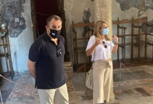 Στην καστροπολιτεία του Μυστρά ο υπουργός Άμυνας